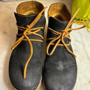 Born suede black booties “Calyn”